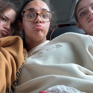 Meet your Posher, Maria